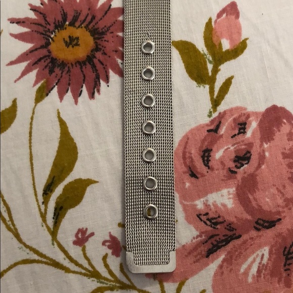 Mickey Mouse silver watch mesh band - Picture 4 of 6